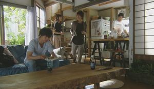 櫻井美咲(さくらいみさき桐谷美玲)が柴崎家三兄弟３人と一緒に住むシェアハウス4