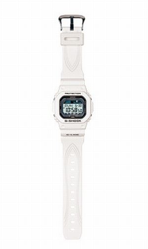 時をかける少女(時かけ)衣装-深町翔平(菊池風磨)の白い時計G-SHOCKのG-LIDEシリーズGLX-5600-7JF2