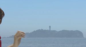 月9ドラマ好きな人がいること-ロケ地仰向けに寝たキューピーに見える江ノ島